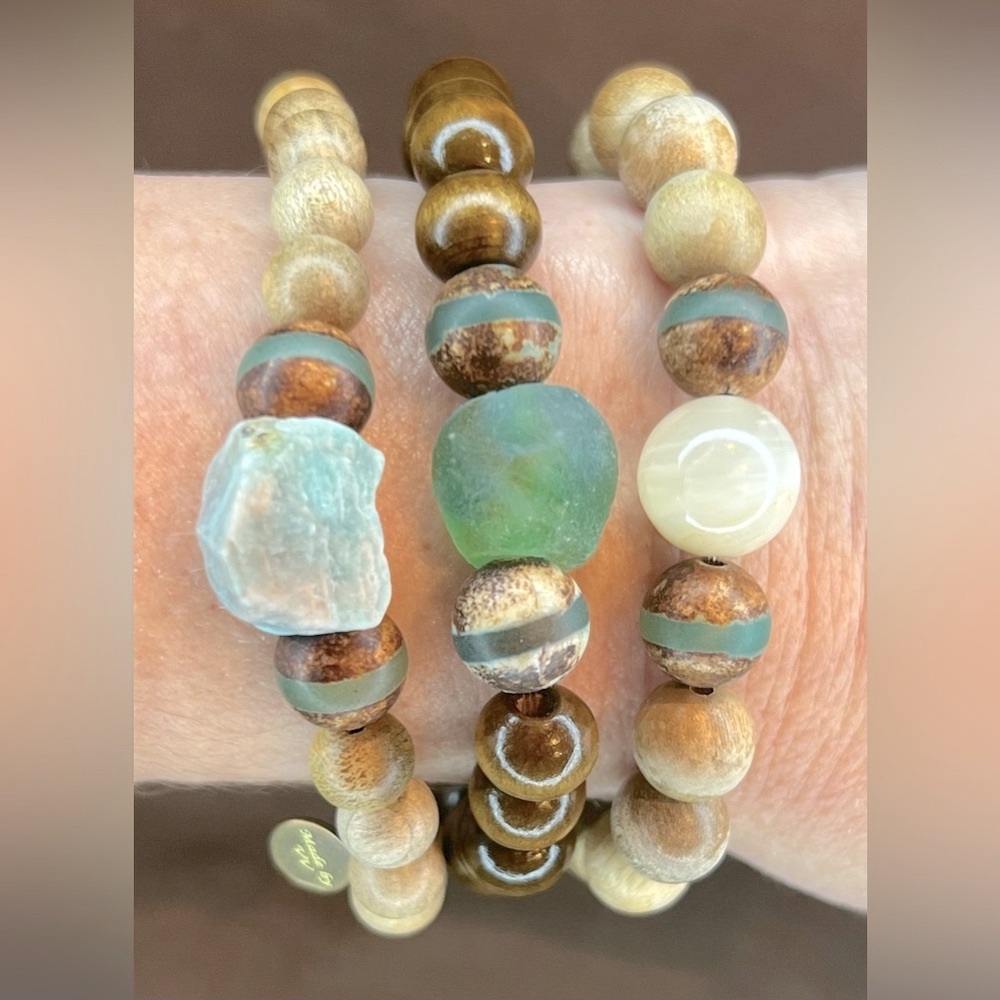 Set of 3 stretch bracelets